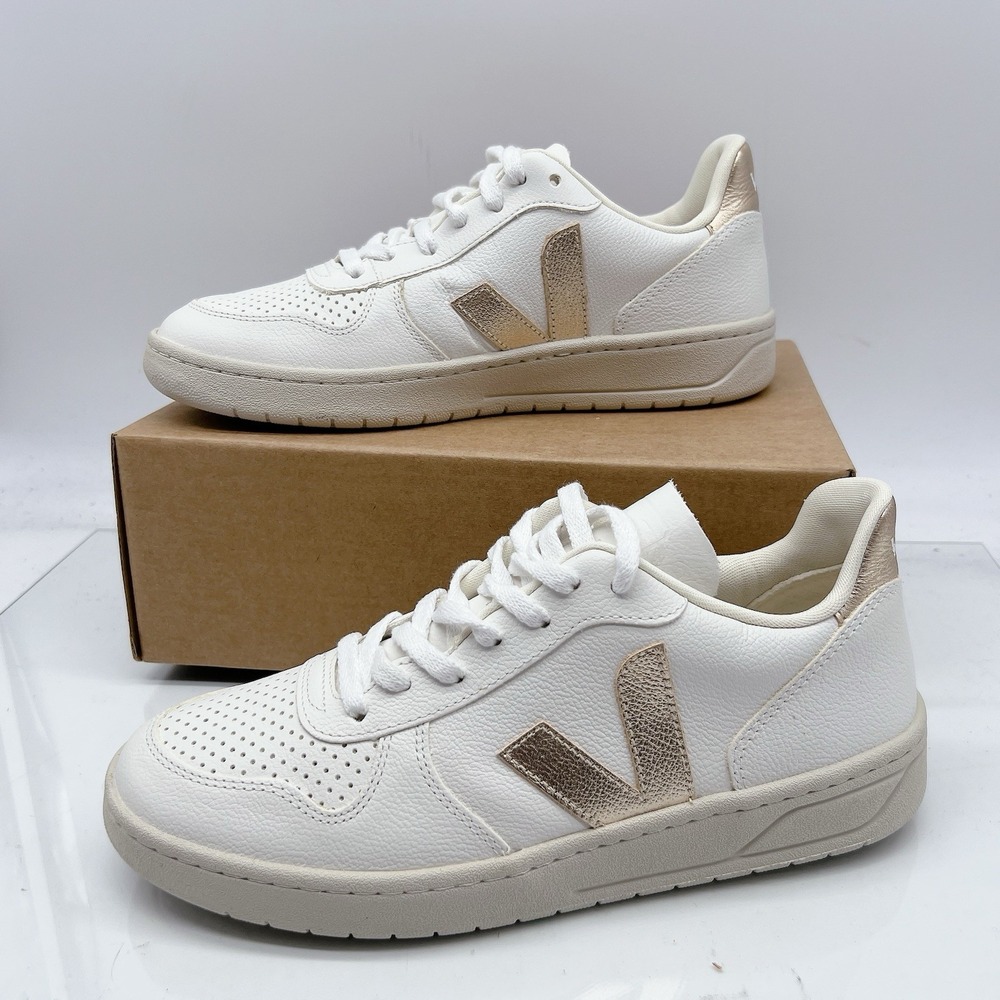 Veja V-10 Womens Fashion Sneakers Chromefree White Platine Leather Lace Up US 10 - Picture 2 of 14
